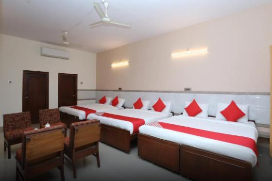 Kaveri Hotel Bed & Breakfast Mysore Luaran gambar