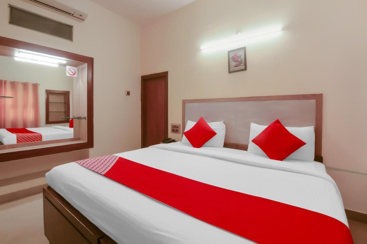 Kaveri Hotel Bed & Breakfast Mysore Luaran gambar