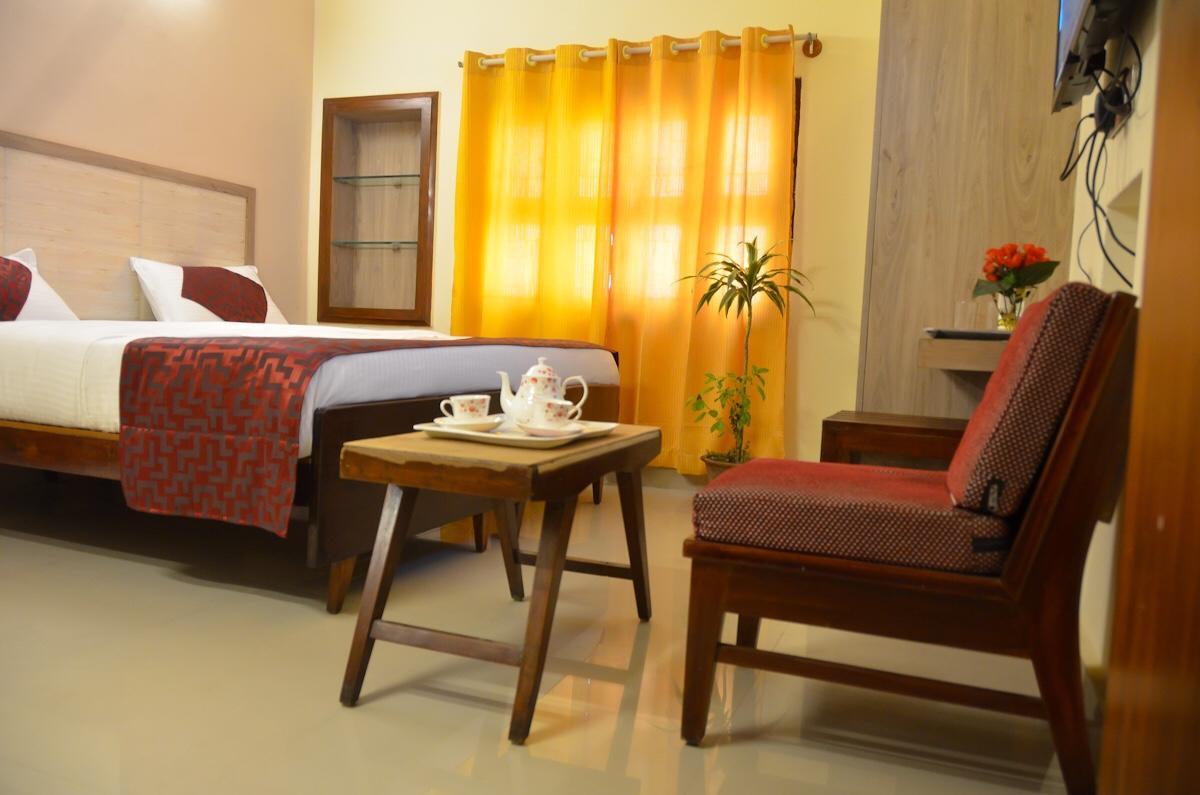 Kaveri Hotel Bed & Breakfast Mysore Luaran gambar